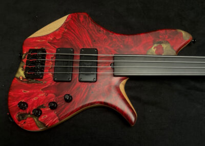 0563Ü Über Salace E Type Fretless 4/34